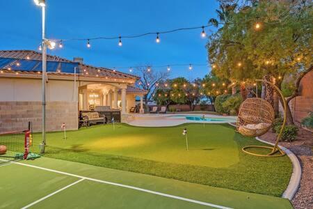 Lux 5Br Vegas Home W Pool, Spa, Games, Near Strip ラスベガス エクステリア 写真