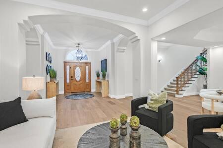 Lux 5Br Vegas Home W Pool, Spa, Games, Near Strip ラスベガス エクステリア 写真