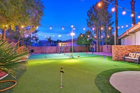 Lux 5Br Vegas Home W Pool, Spa, Games, Near Strip ラスベガス エクステリア 写真